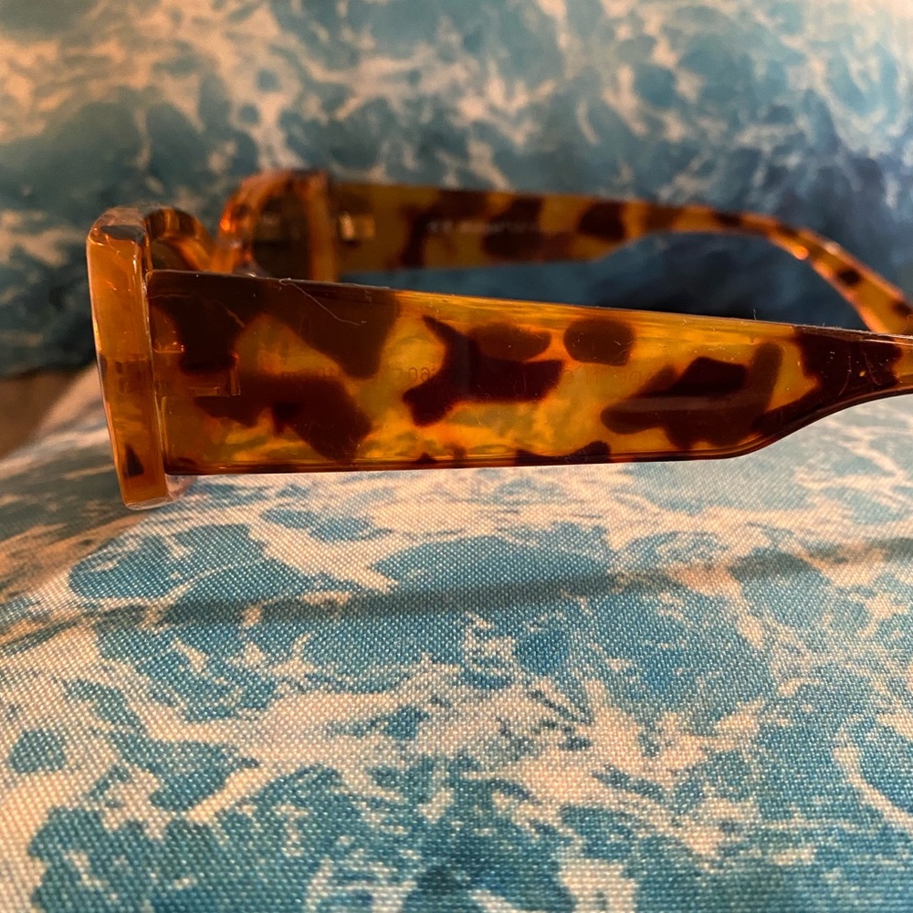 NEW TORTOISE SHELL SUNGLASSES - Picture 2 of 2